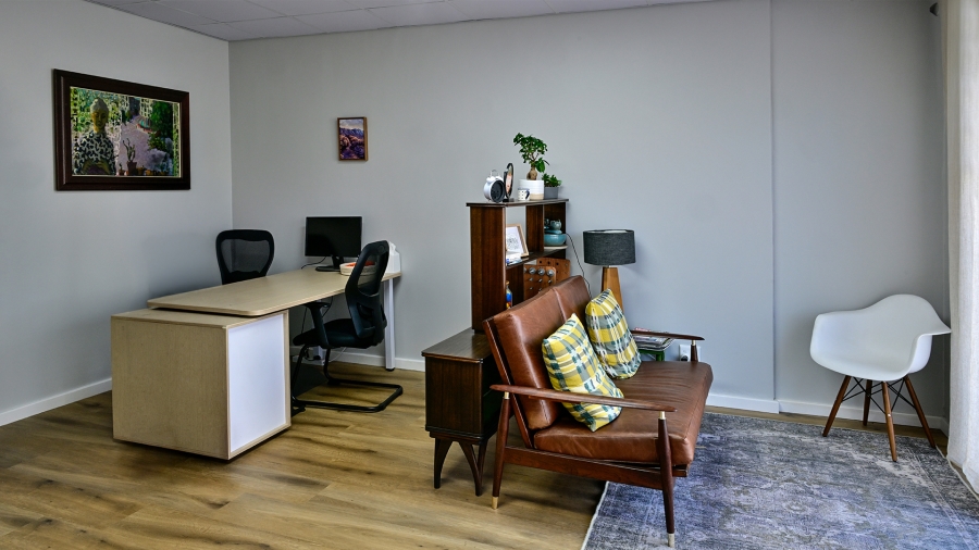2 Bedroom Property for Sale in Nooitgedacht Village Western Cape